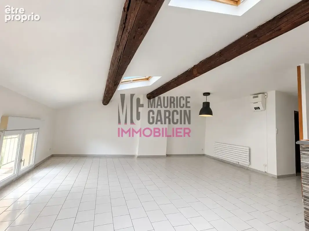 Appartement 3 pièces 66 m² à vendre à Carpentras (84200) - photo 2