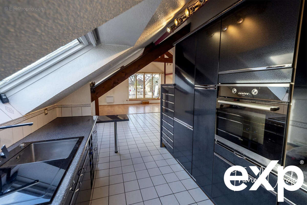 Appartement à MONT-SAINT-AIGNAN