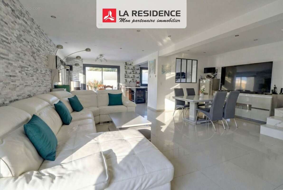 Maison à SOTTEVILLE-LES-ROUEN