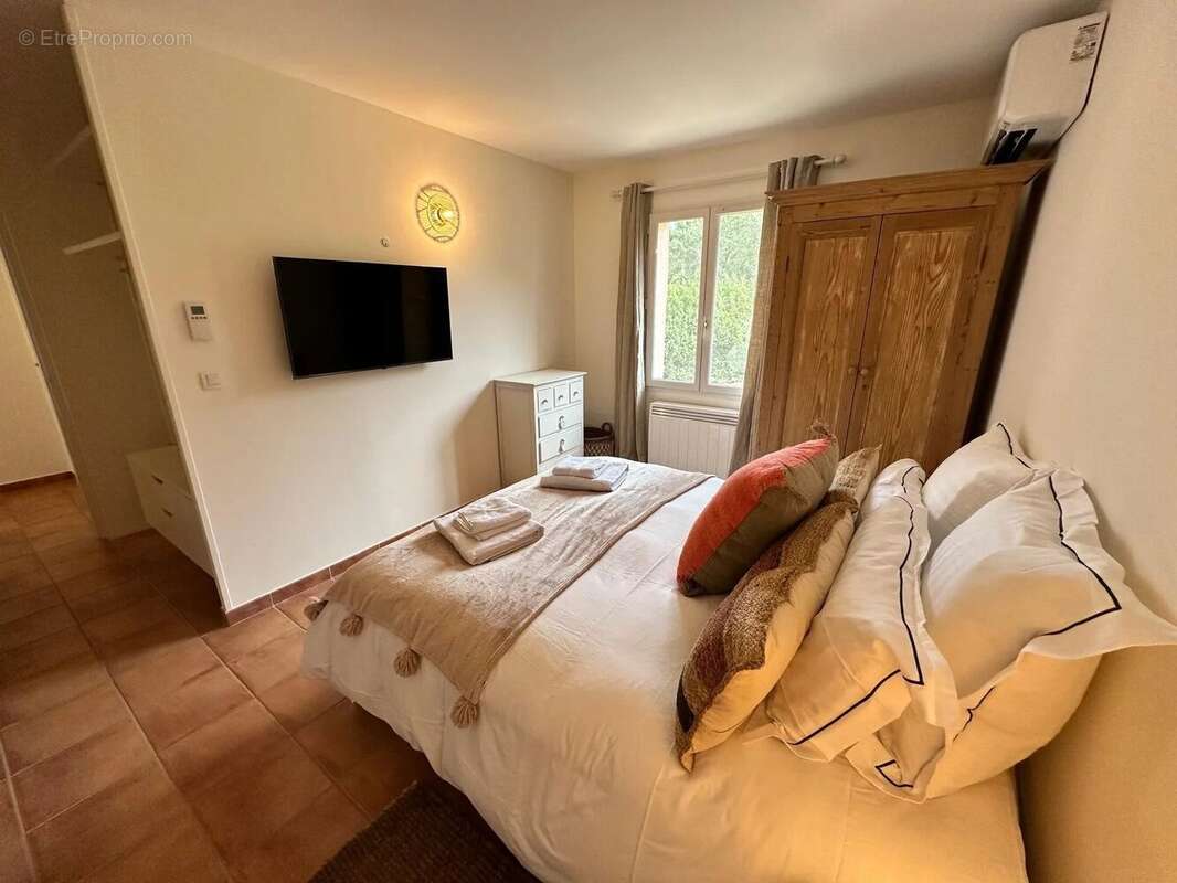 Maison à GASSIN