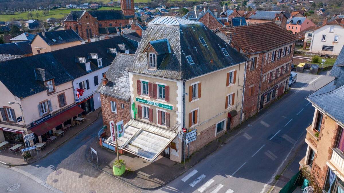 Appartement à SAINT-CHRISTOPHE-VALLON