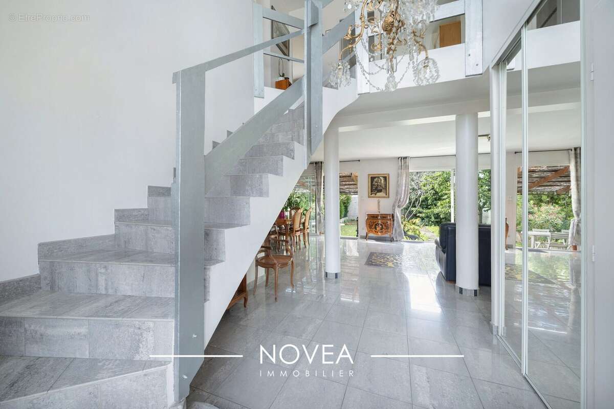 Maison à VILLEURBANNE