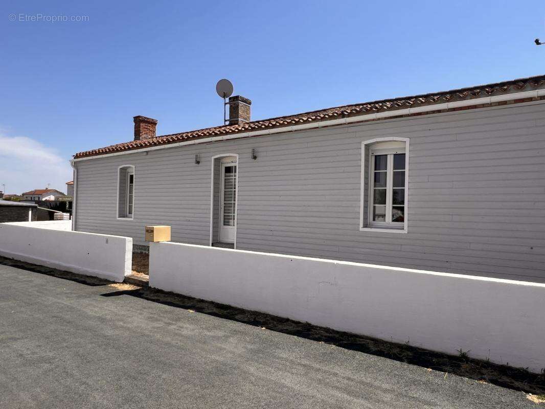 Maison à LONGEVILLE-SUR-MER