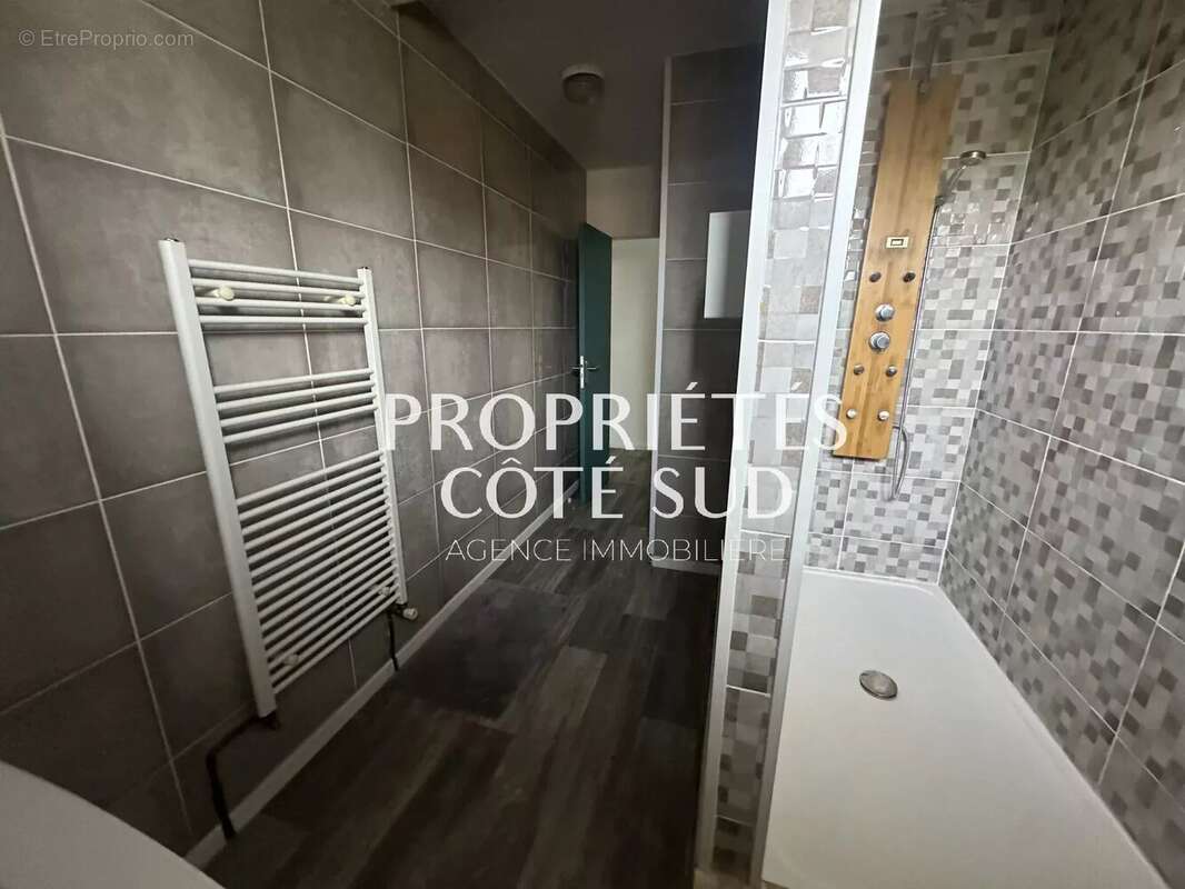 Maison à MONTFAUCON