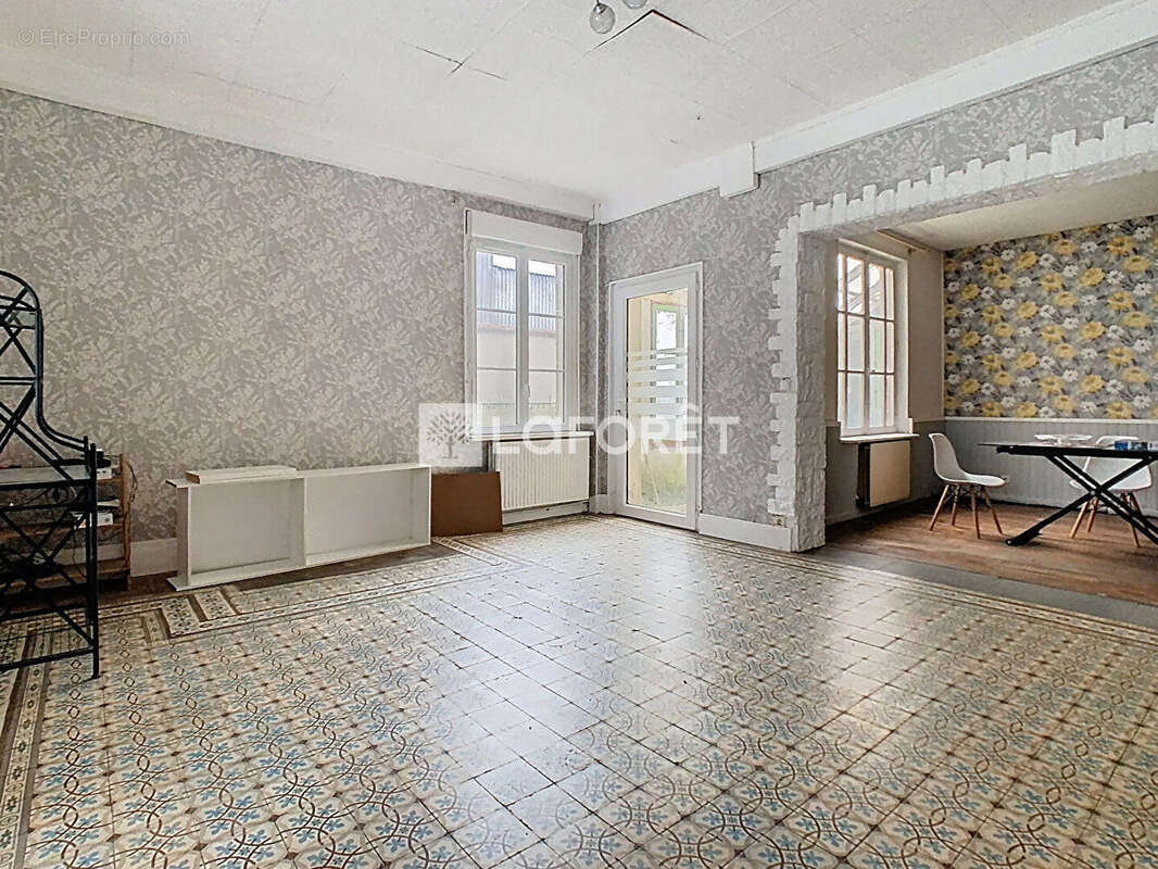 Maison à VILLE-SUR-TOURBE