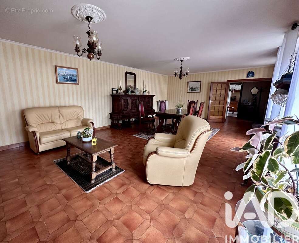 Maison 165 m² à Treffiagat  - photo 6