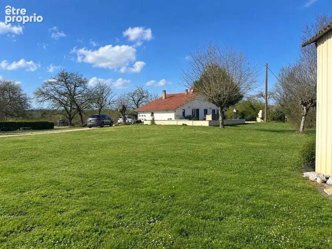 Maison 5 pièces 127 m² à vendre à Saint-Jean-De-Duras (47120) - photo 2