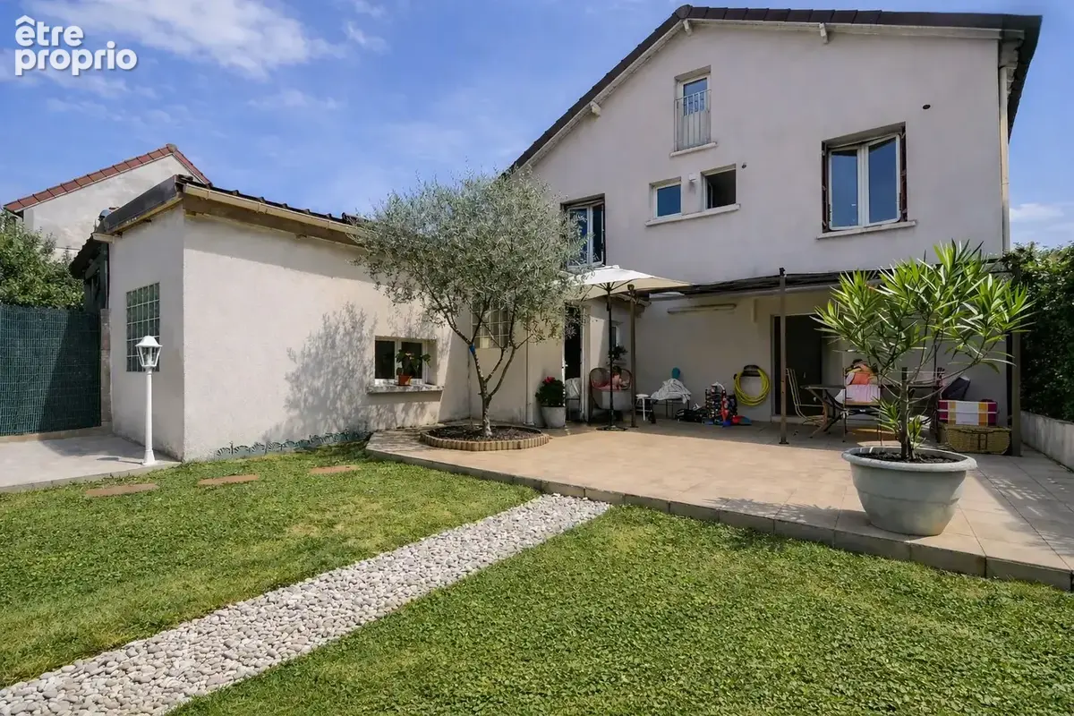 GOMMONVILLIERS - Maison 6 pièces avec appartement indépendant - photo 17