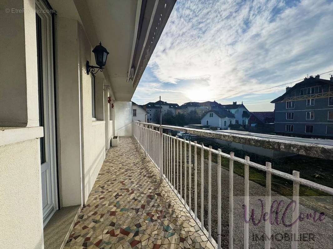 Appartement à AIX-LES-BAINS