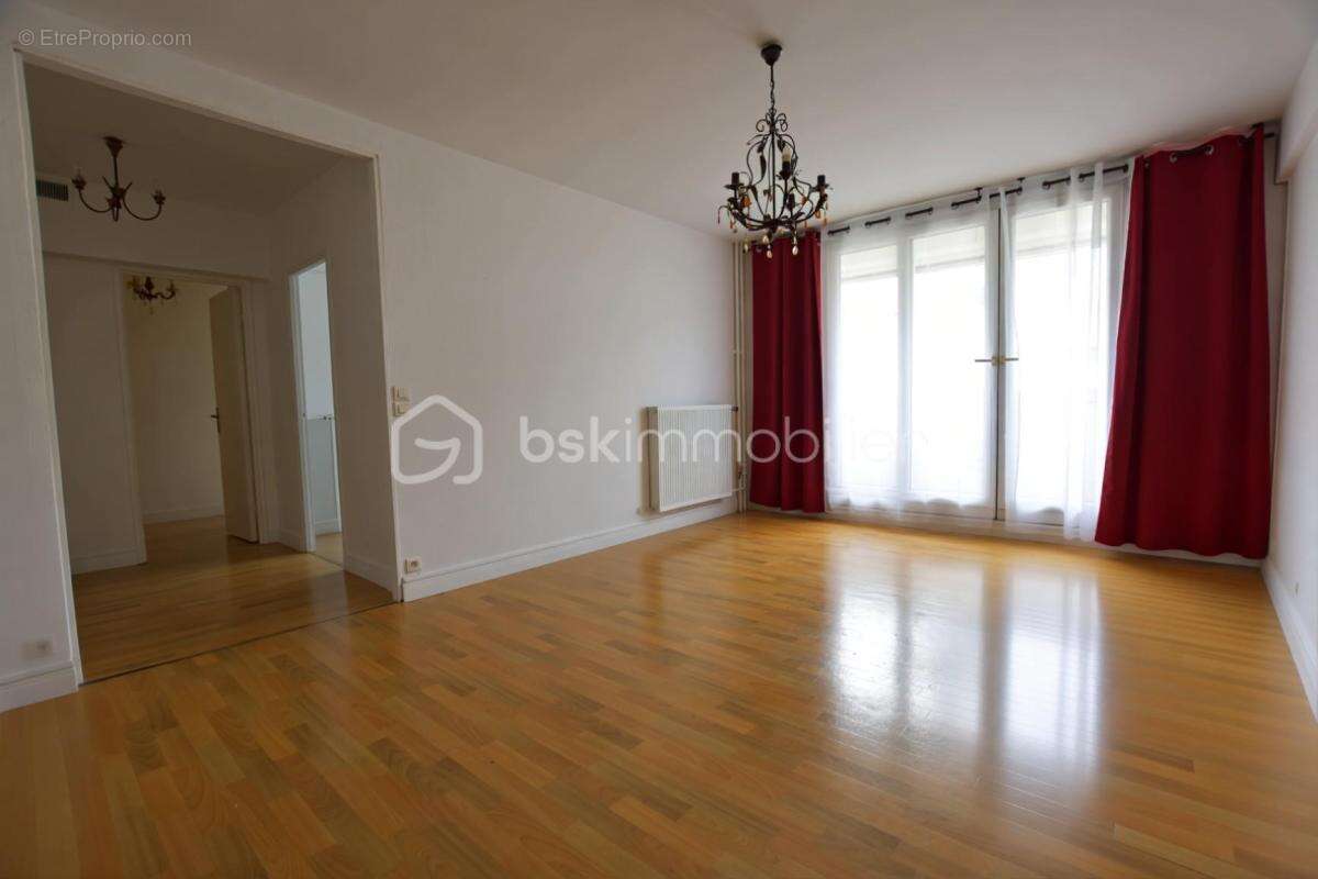 Appartement à PUTEAUX