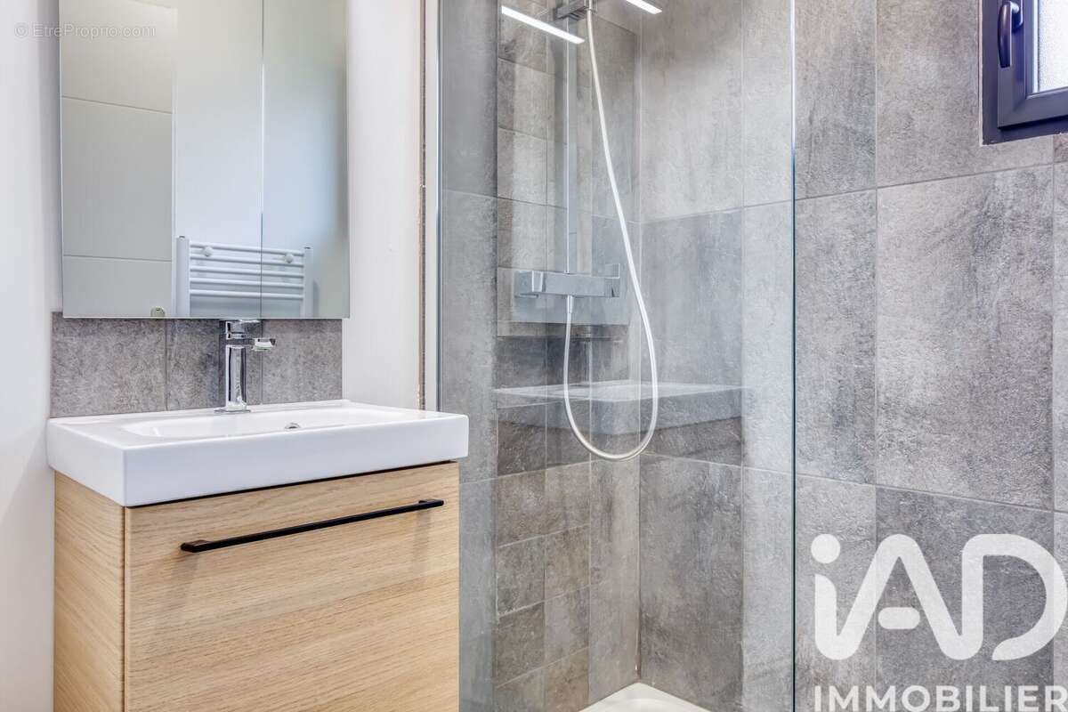 Photo 6 - Maison à LE GRAND-QUEVILLY