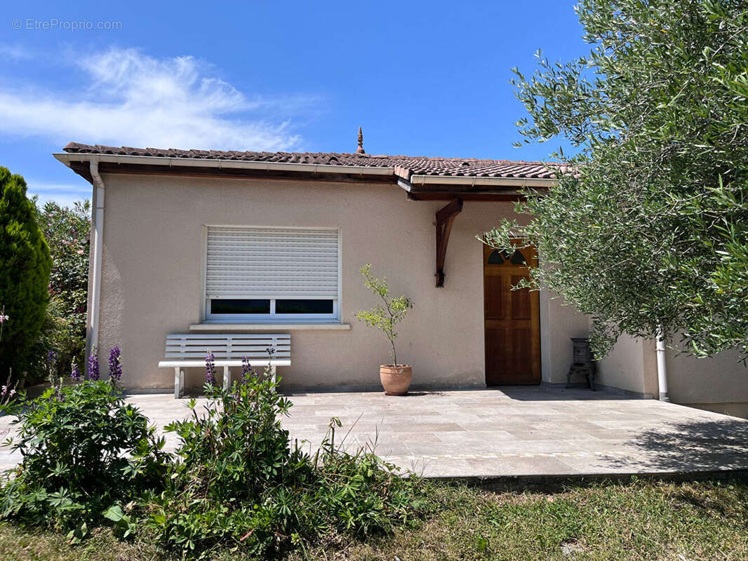 Maison de plain-pied à Lorp Sentaraille - photo 4