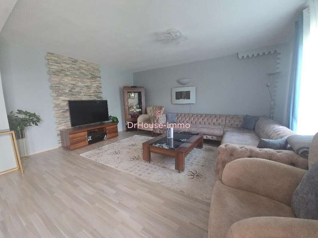 Maison 129 m² à Guichainville  - photo 11