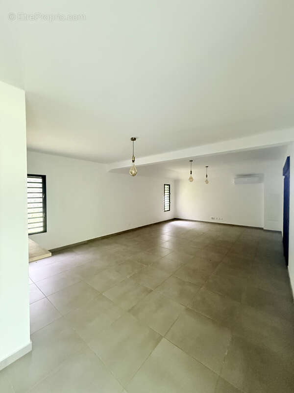 Maison à SAINT-DENIS