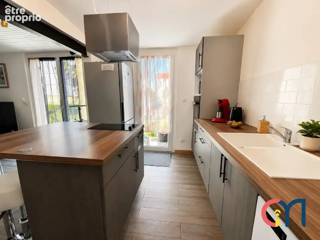 Maison de ville avec jardin et garage - photo 2