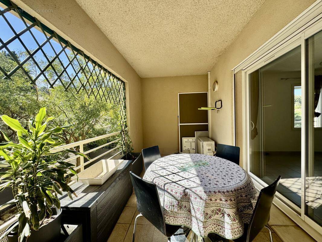 Appartement à SAINT-CHAMAS