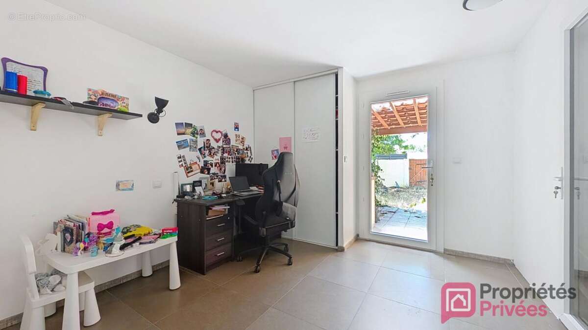 Maison Istres 4 pièce(s) 92 m2 - photo 8