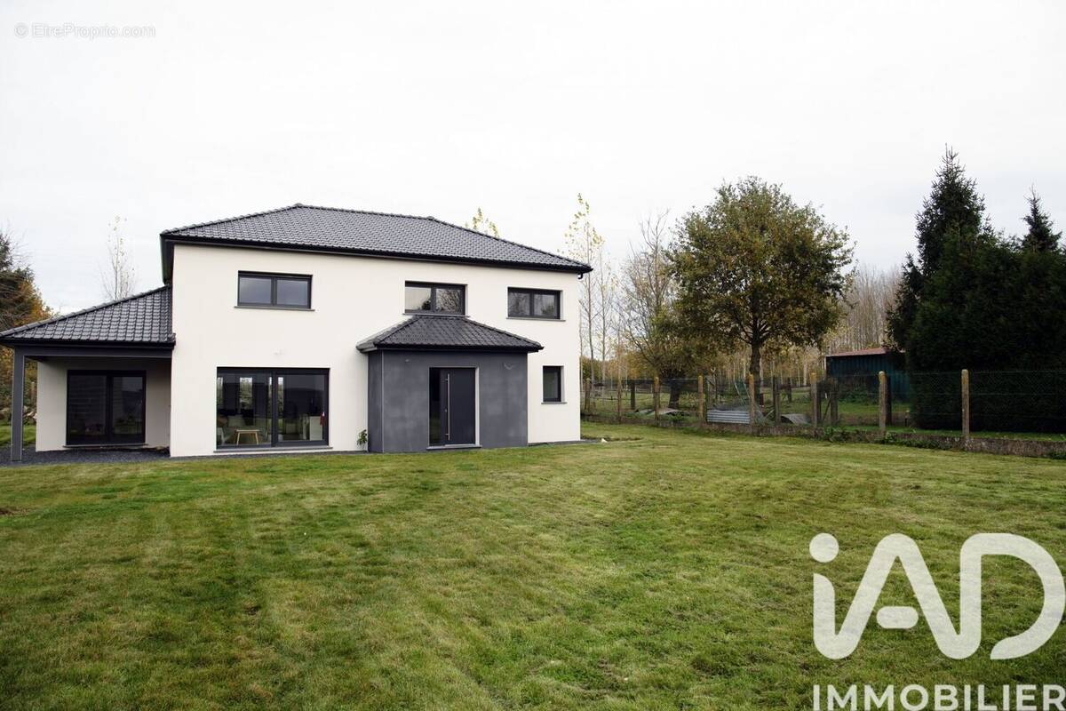 Photo 1 - Maison à CYSOING