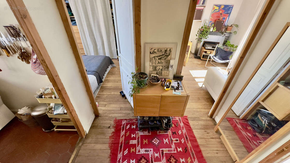 Appartement à PARIS-20E
