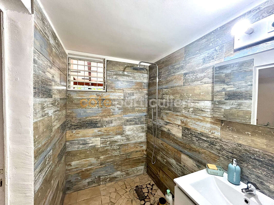 Maison à SAINTE-ROSE