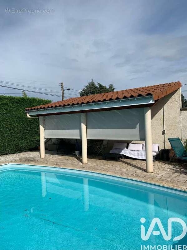 Photo 5 - Maison à VEAUCHE