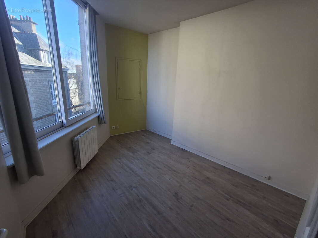 Appartement à FOUGERES