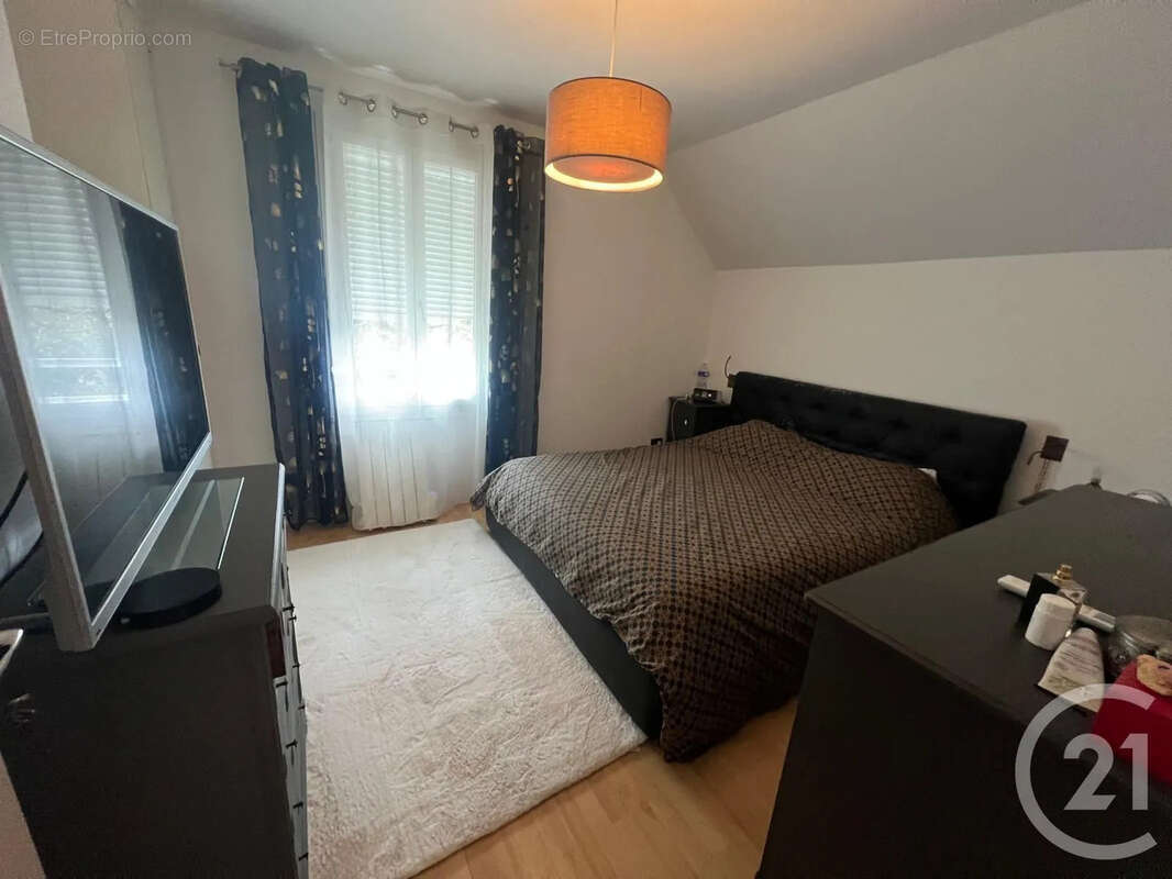 Maison 130 m² à Vauciennes  - photo 7