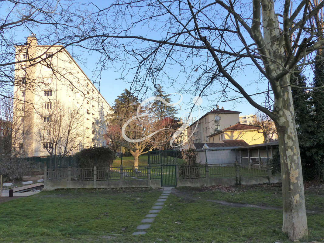 Appartement à CALUIRE-ET-CUIRE