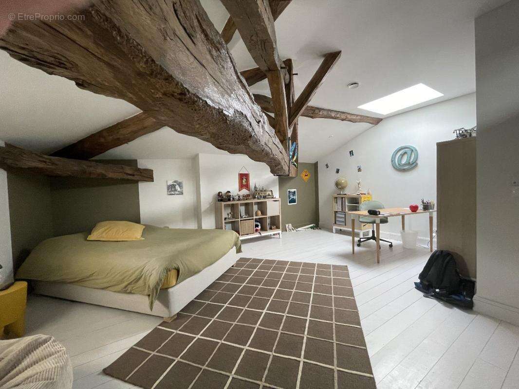 Maison à LA ROMIEU