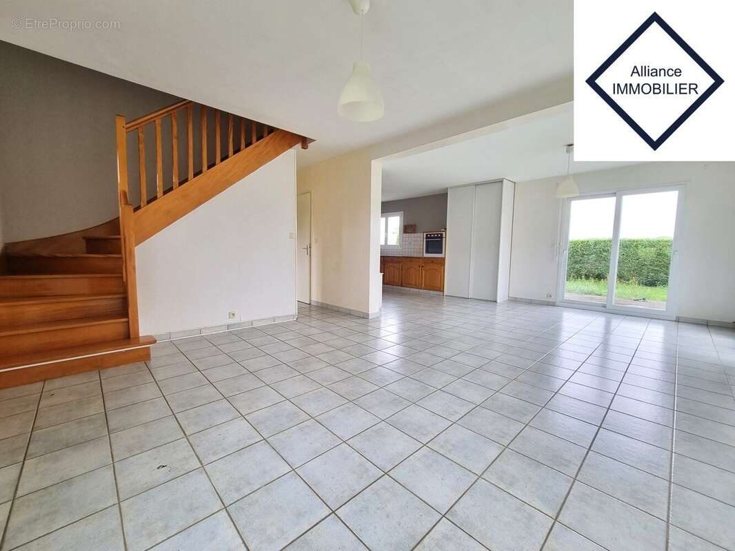 Maison à MEDREAC