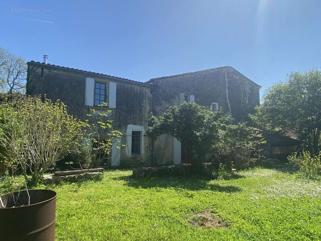 8F1D7843EB2D41D584398E0C9471B9E2 - Maison à LIBOURNE