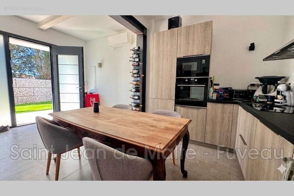 Appartement à LE THOLONET