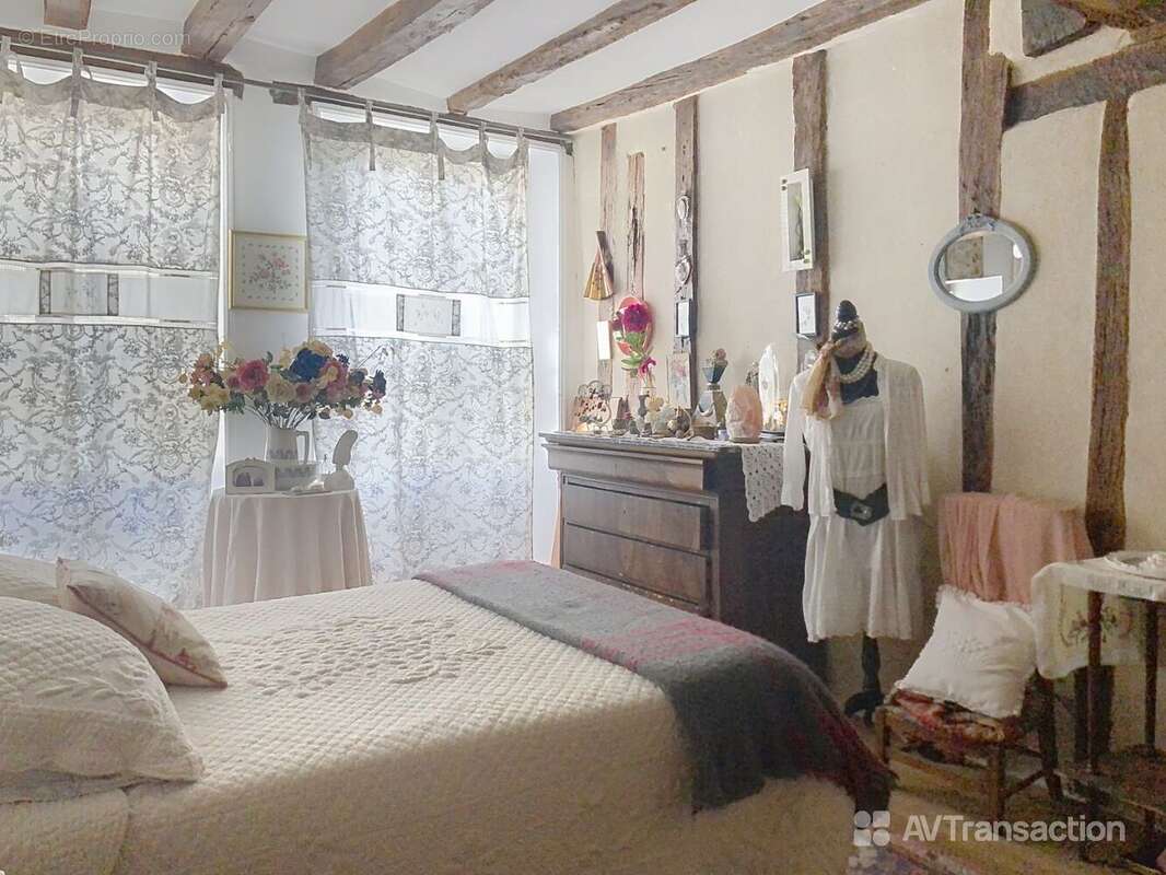 Maison à CHATILLON-SUR-INDRE