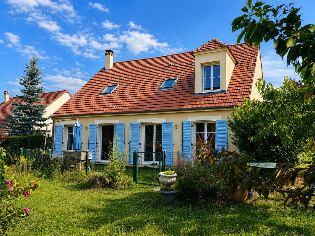 Maison à VILLERS-SOUS-SAINT-LEU
