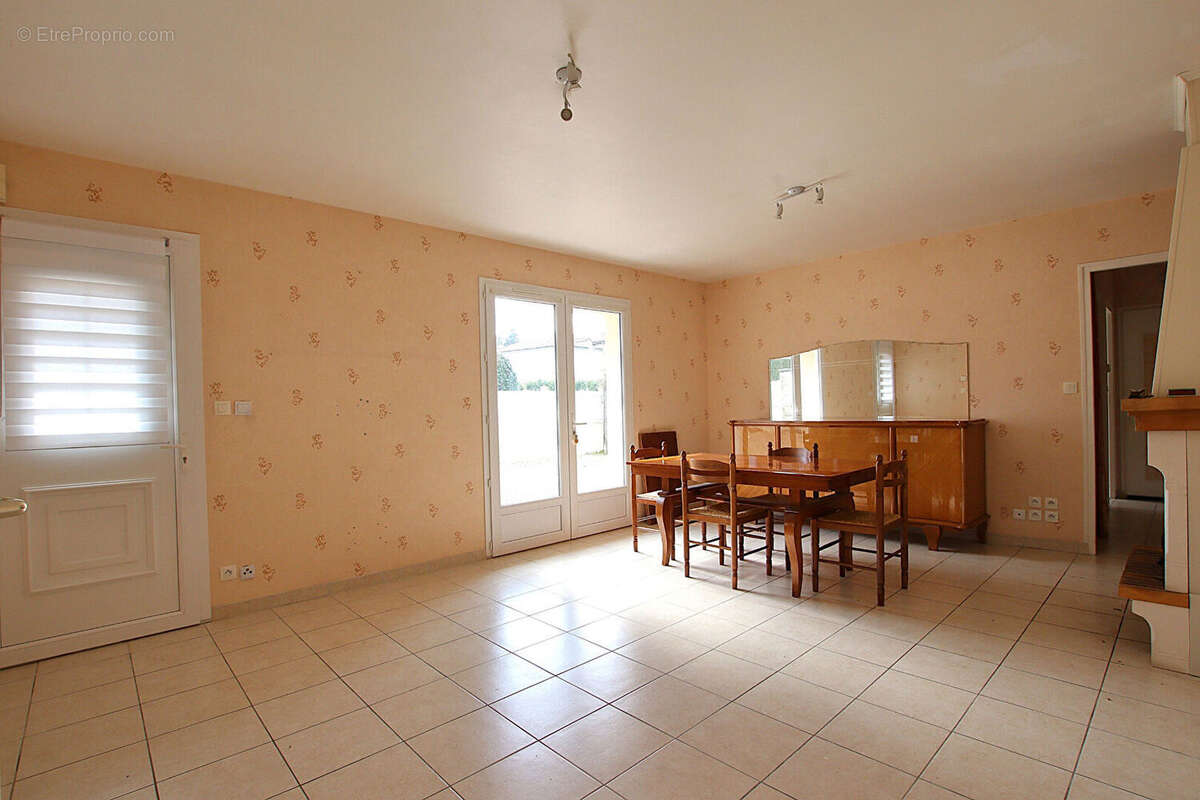 Maison à MOUGON