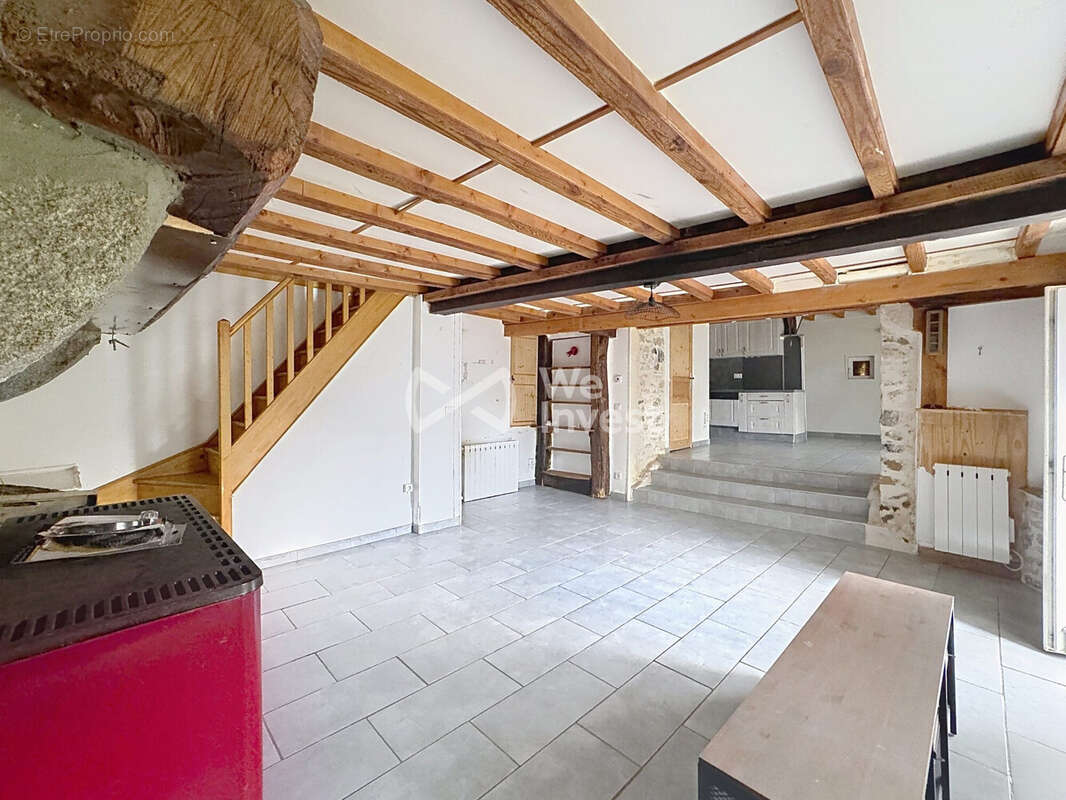 Maison 4 pièces 100 m² à vendre à Blot-L'eglise (63440) - photo 2