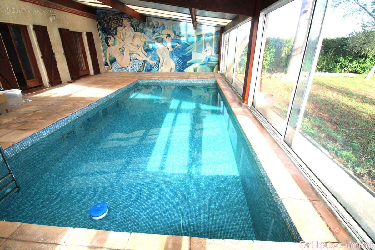 Maison 220 m² à Cugnaux  - photo 42