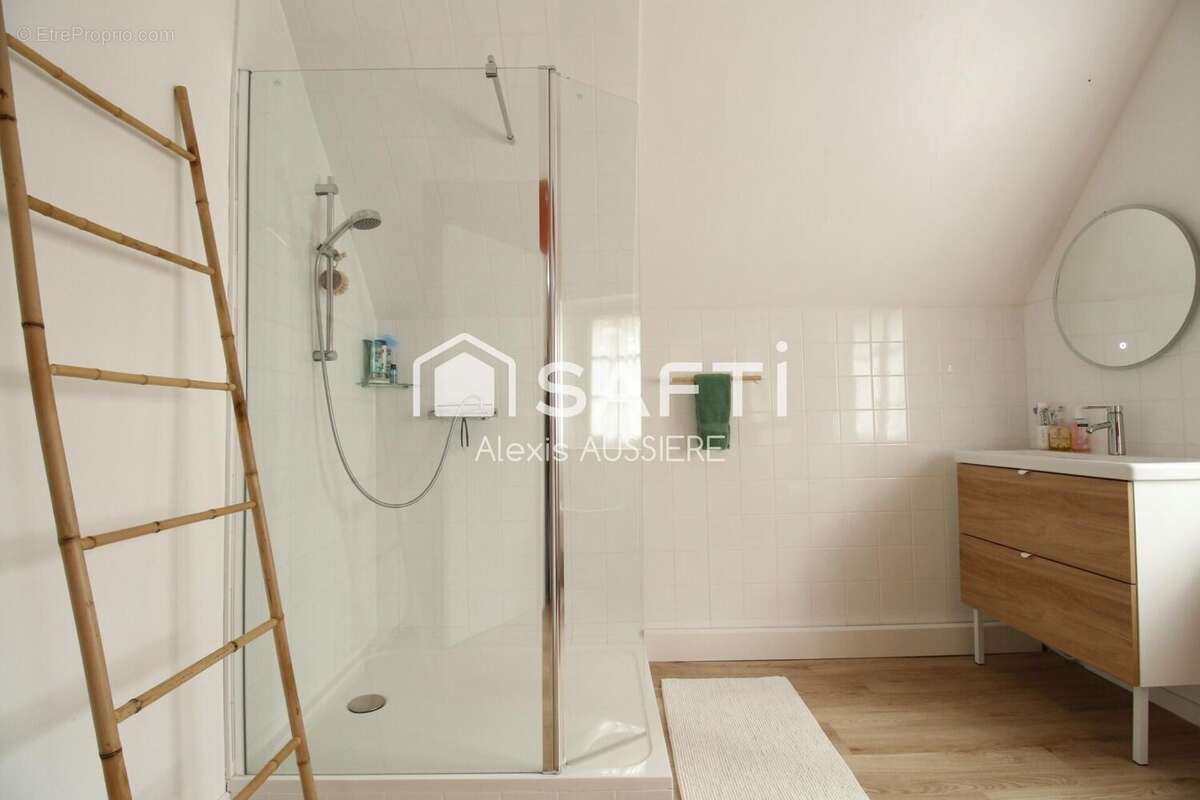 Photo 6 - Maison à MAGNY-LE-HONGRE