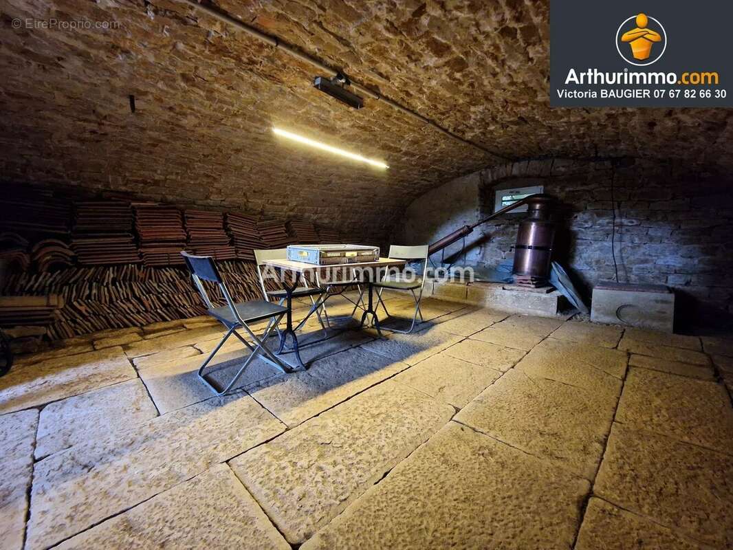 Maison à SAVIGNY-EN-REVERMONT