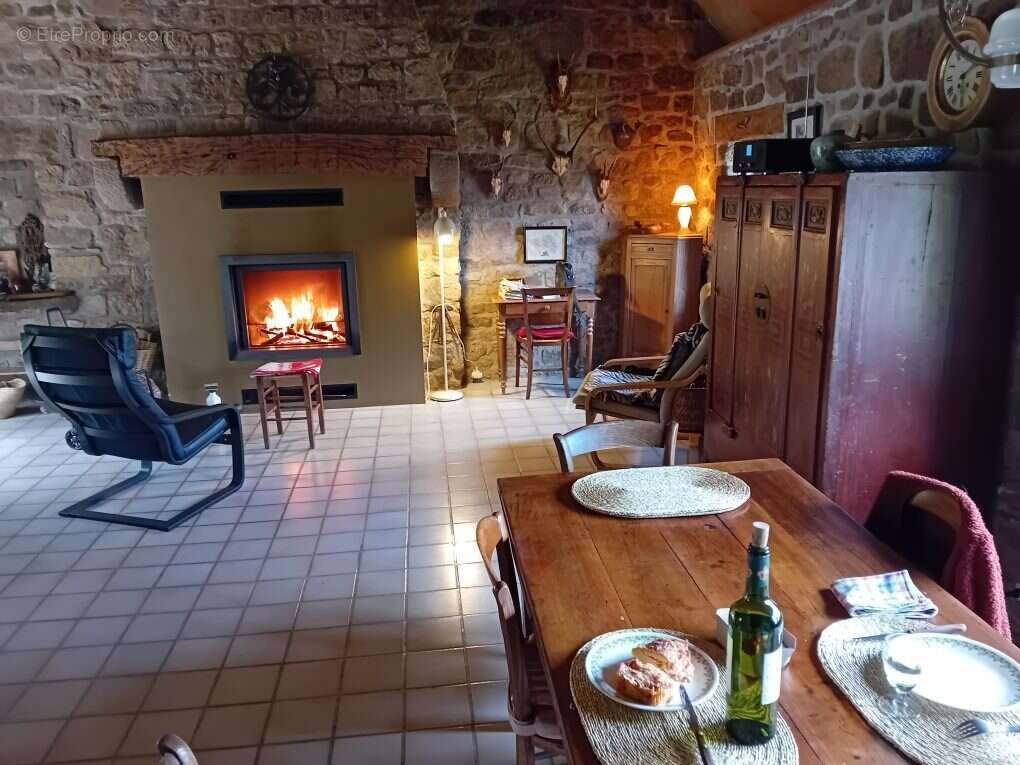 Maison 83 m² à Pont-D'ouilly  - photo 5