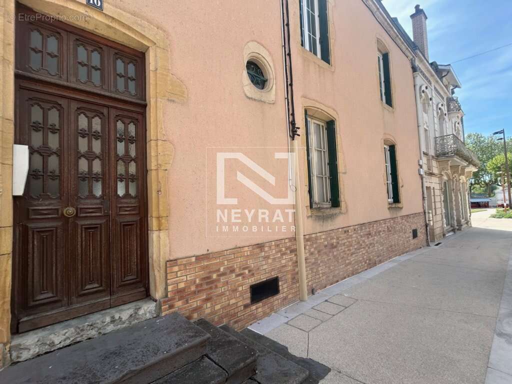 Appartement à DIGOIN