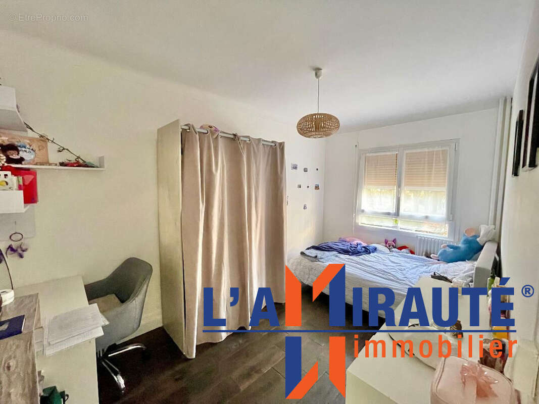 Appartement à SARTROUVILLE
