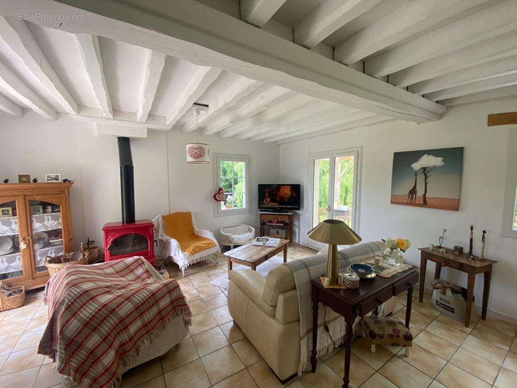 Maison à DOZULE