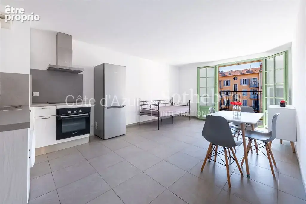Nice Port, appartement 2 pièces de 43 m² avec balcon en avant dernier étage - photo 2