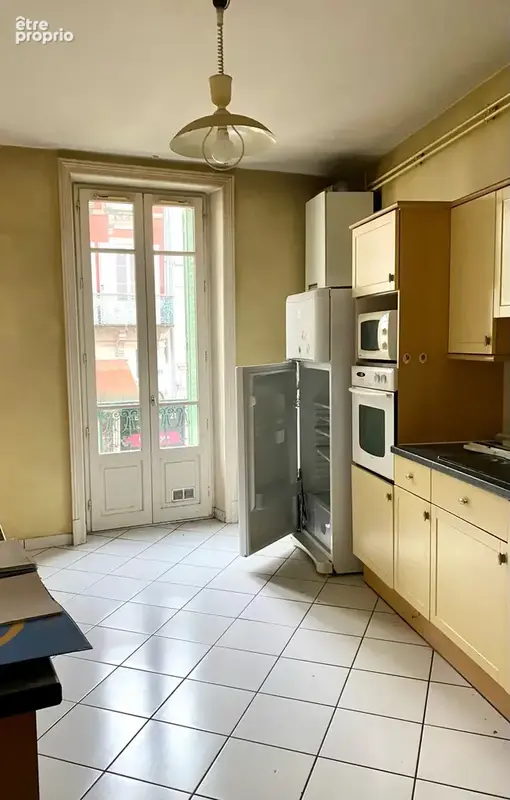 Vichy centre, quartier Opéra / Parcs des sources, T3 de 104 m2 - photo 4