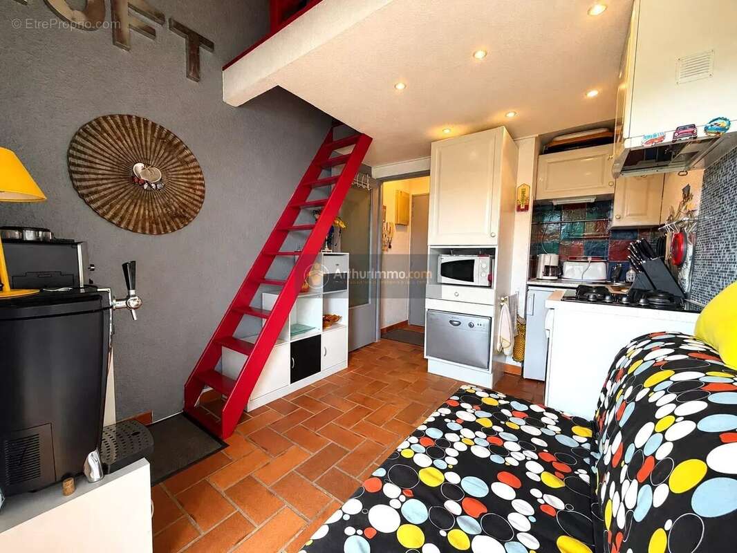 Appartement à FREJUS