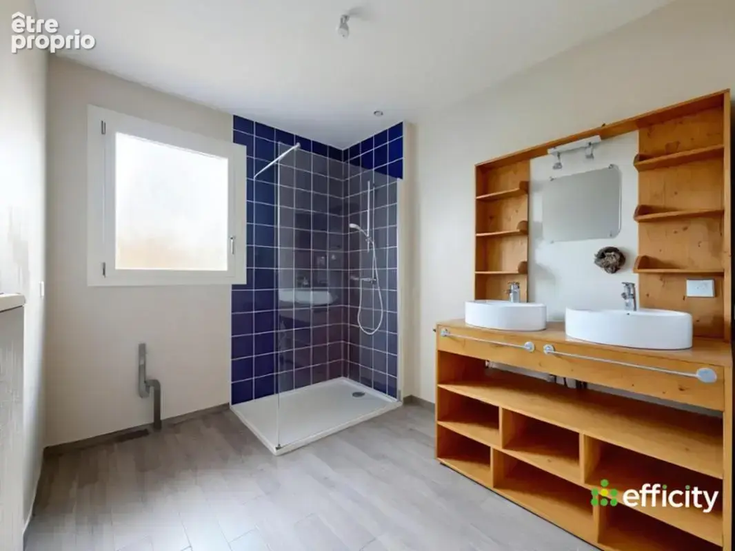 Maison 159 m² à Bourg-En-Bresse  - photo 4