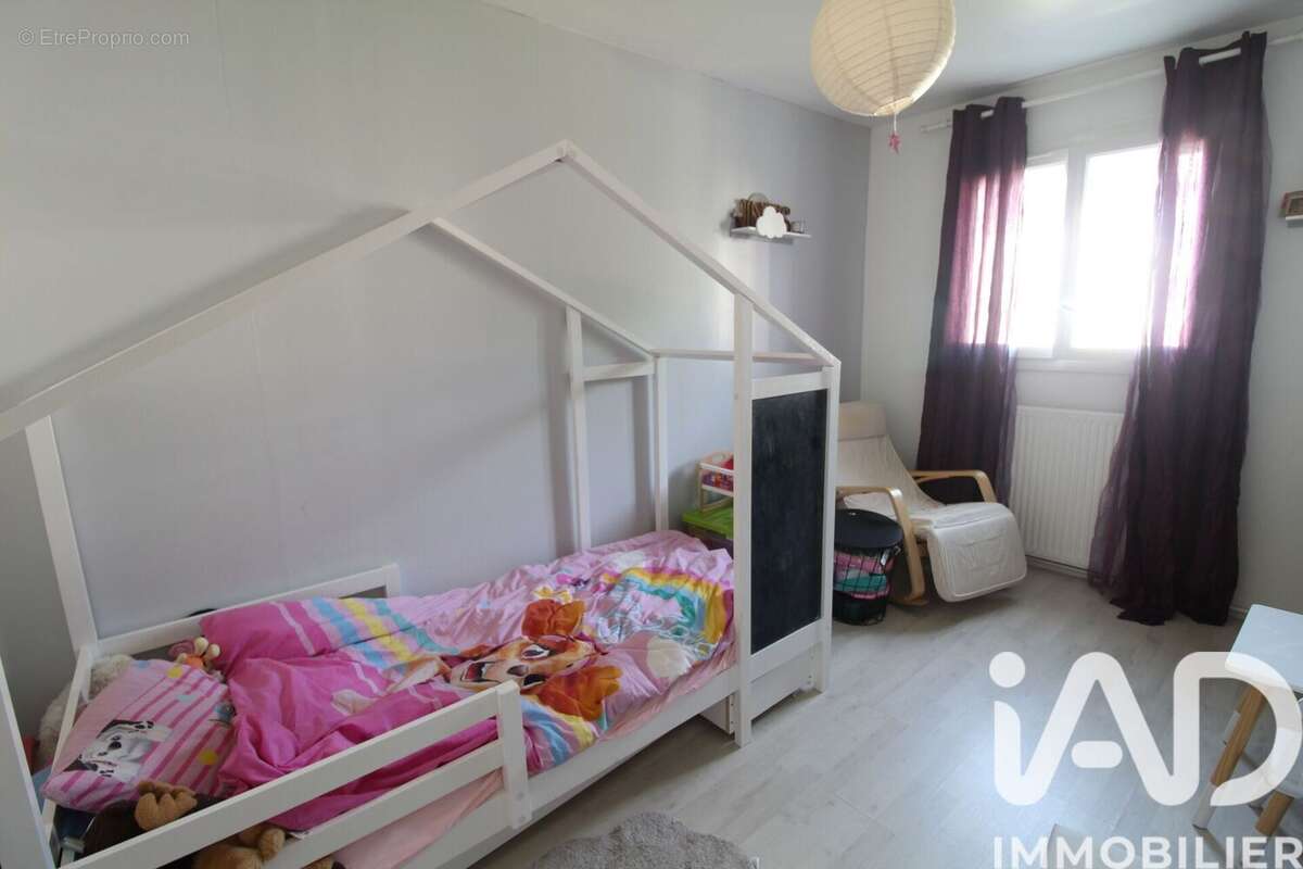 Photo 5 - Maison à CORMEILLES-EN-PARISIS