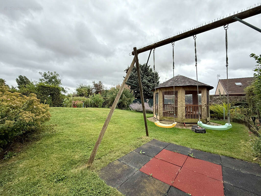 Maison à MOUSSY-LE-NEUF