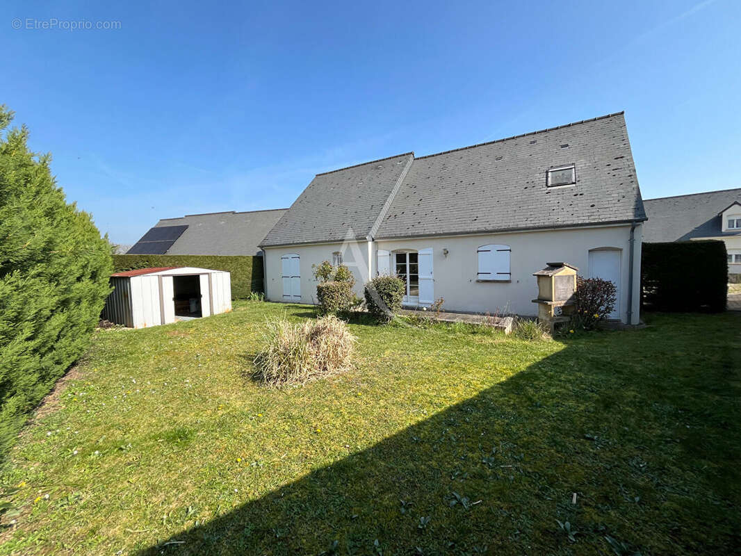 Maison à CHATEAU-RENAULT